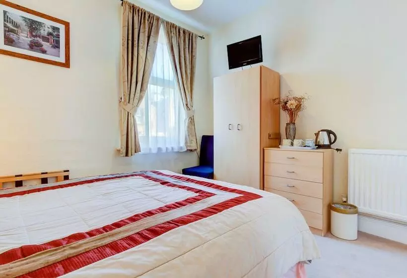 בית מלון כפרי Dolphin Guesthouse