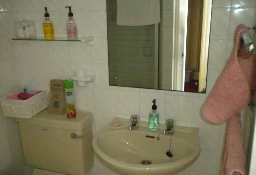 호텔 Glenavon Guest House