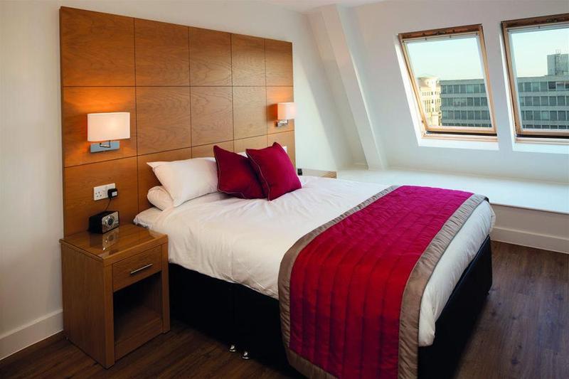 בית מלון כפרי House Of Fisher   100 Kings Road