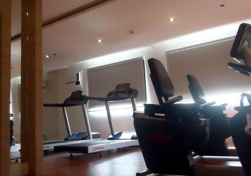 בית מלון כפרי Injap Tower