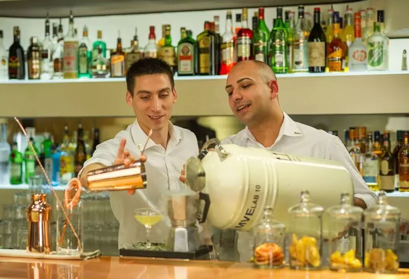 Radisson Collection Hotel, Old Mill Belgrade