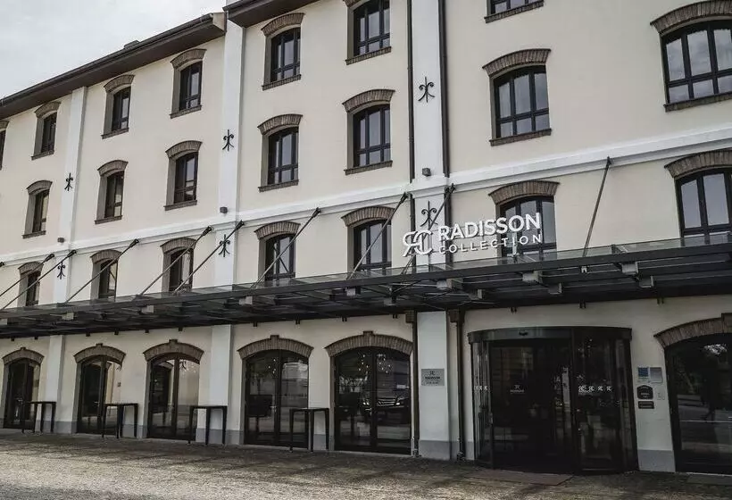 Radisson Collection Hotel, Old Mill Belgrade