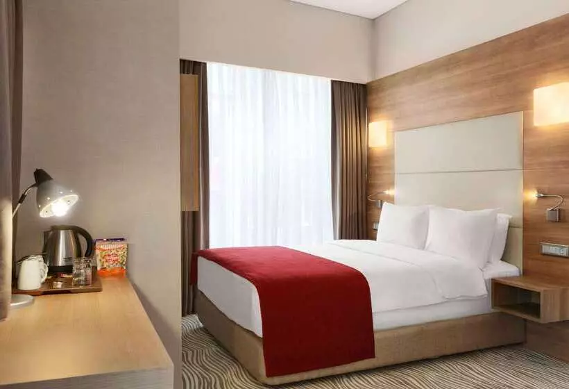 ホテル Ramada Encore Istanbul Kartal