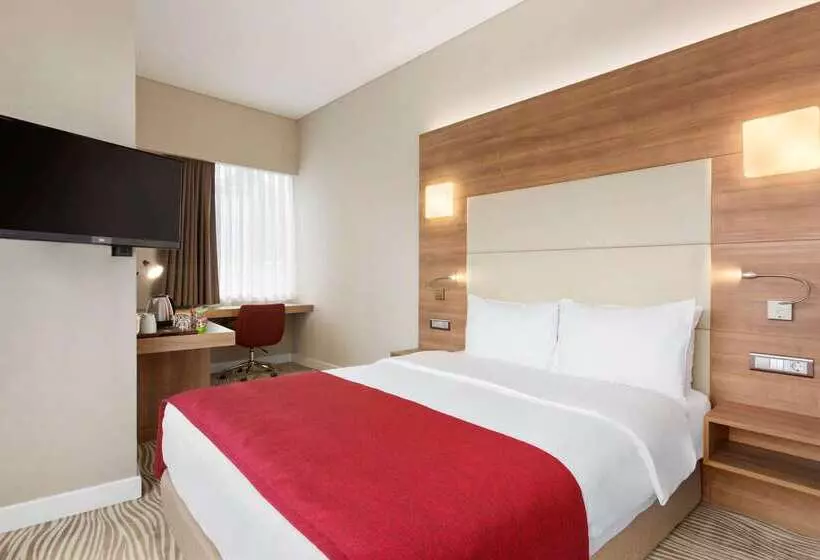 ホテル Ramada Encore Istanbul Kartal