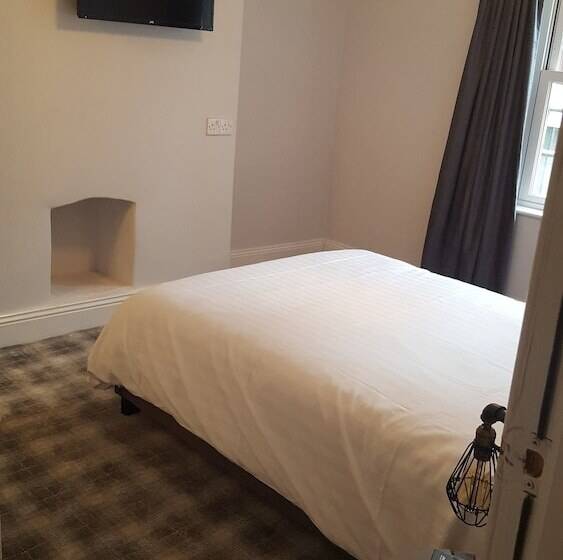 فندق The Camberley