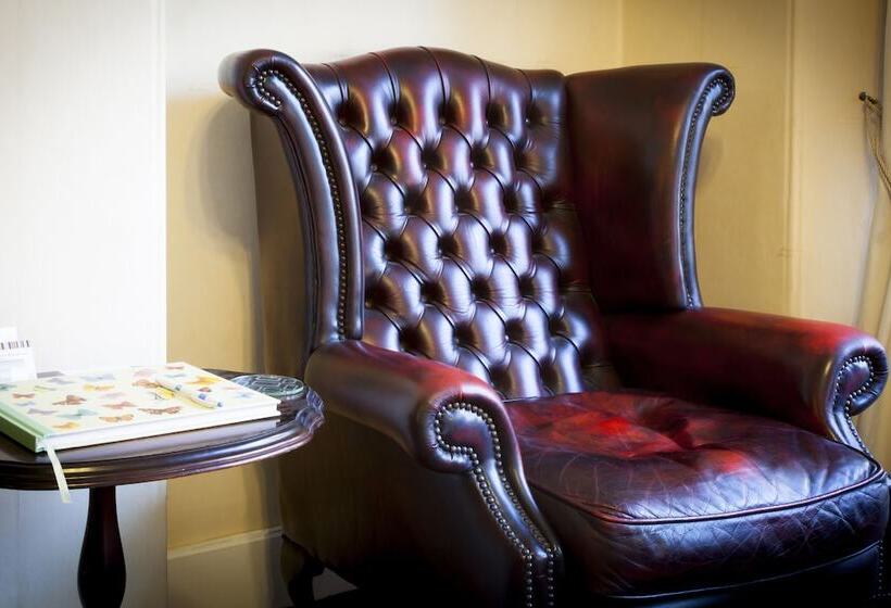 فندق The Camberley