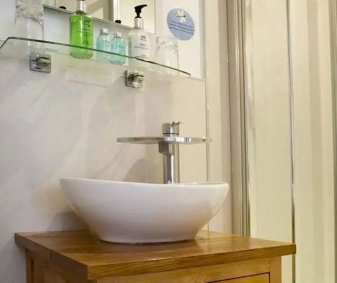 فندق The Camberley