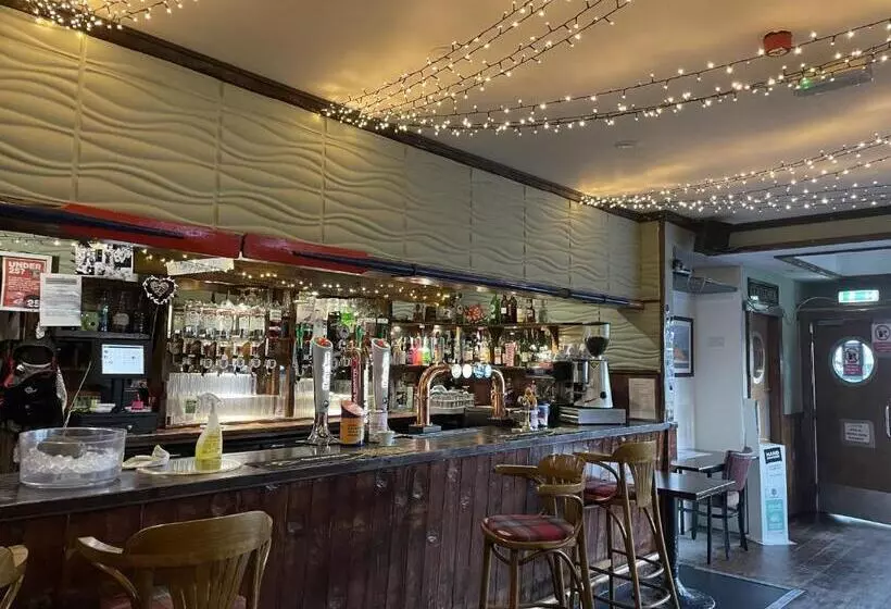 ホテル The Ferry Inn