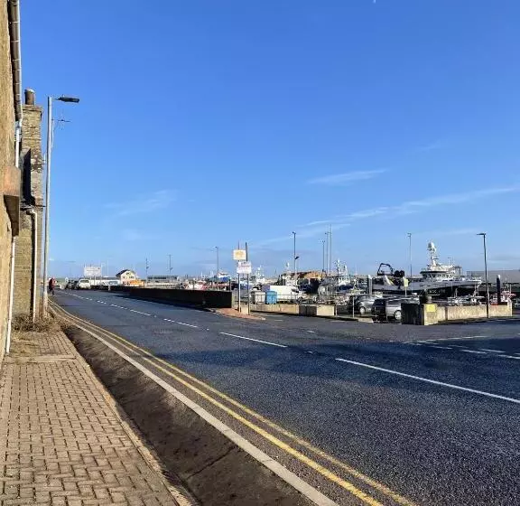 ホテル The Ferry Inn