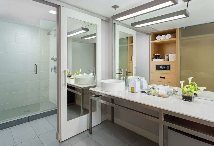 The Gates Hotel South Beach