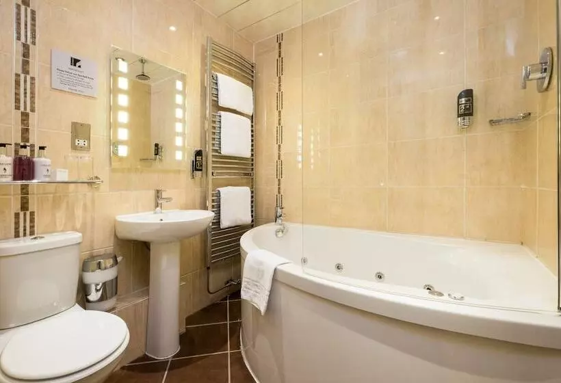 هتل The Howbeck & The Retreat Incl Off Site Health Club And Parking Ev Point Available
