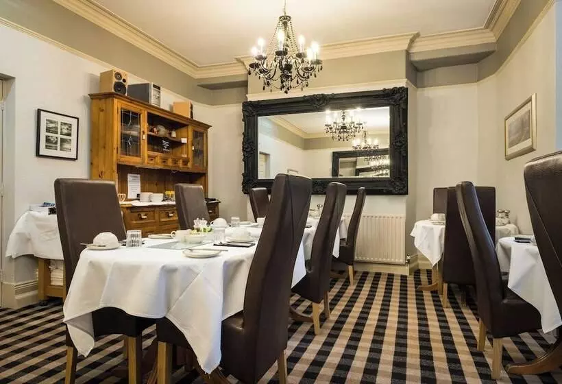 هتل The Howbeck & The Retreat Incl Off Site Health Club And Parking Ev Point Available