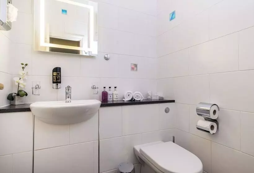 هتل The Howbeck & The Retreat Incl Off Site Health Club And Parking Ev Point Available