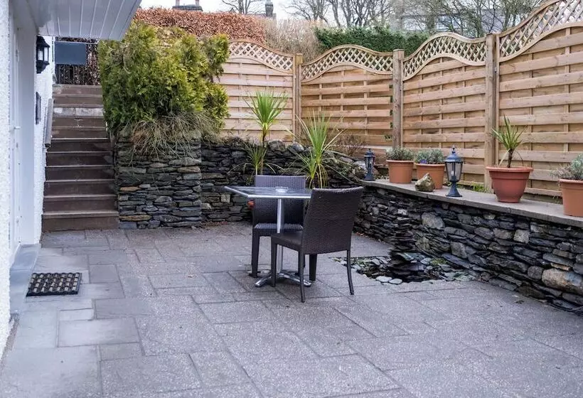 هتل The Howbeck & The Retreat Incl Off Site Health Club And Parking Ev Point Available