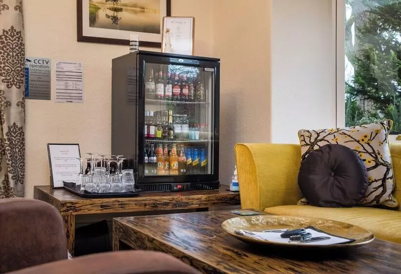 هتل The Howbeck & The Retreat Incl Off Site Health Club And Parking Ev Point Available