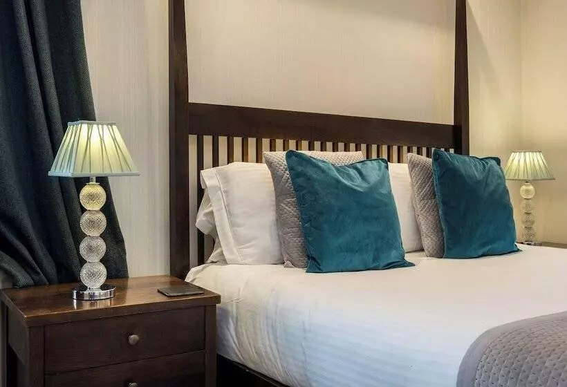 هتل The Howbeck & The Retreat Incl Off Site Health Club And Parking Ev Point Available