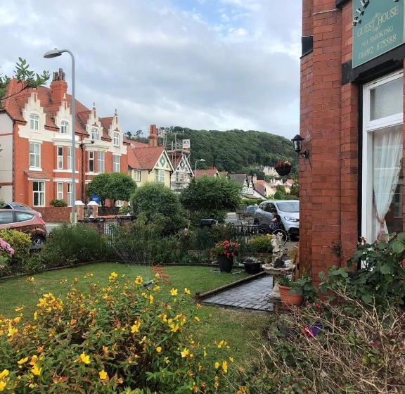 Отель The Tilstone Guest House