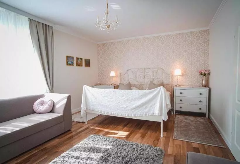 هتل Vacation House Vila Mia