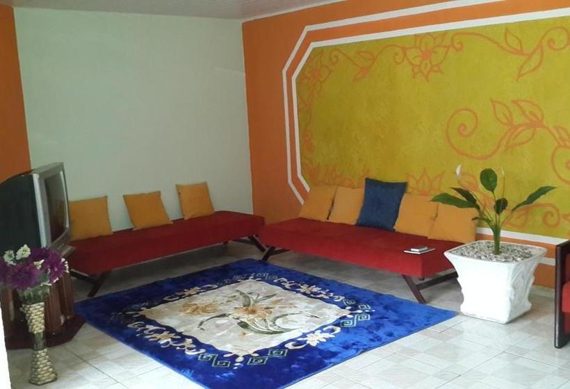 בית מלון כפרי Vieira S Palace