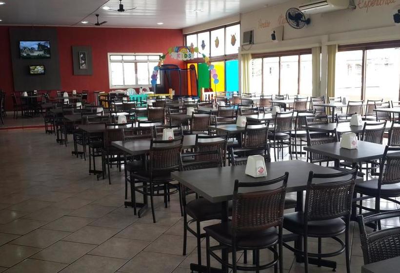 בית מלון כפרי Vieira S Palace