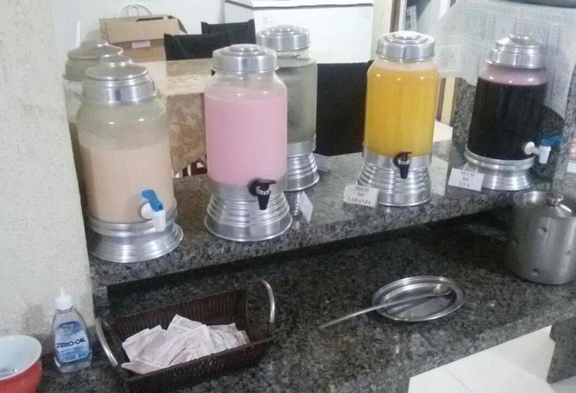 בית מלון כפרי Vieira S Palace