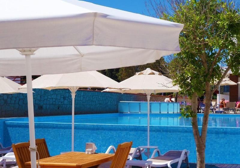 Zest Exclusive Hotel & Spa