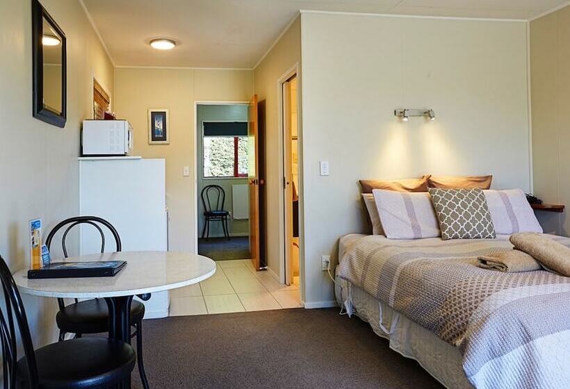 Kaikoura Top 10 Holiday Park