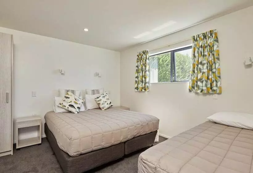 Kaikoura Top 10 Holiday Park