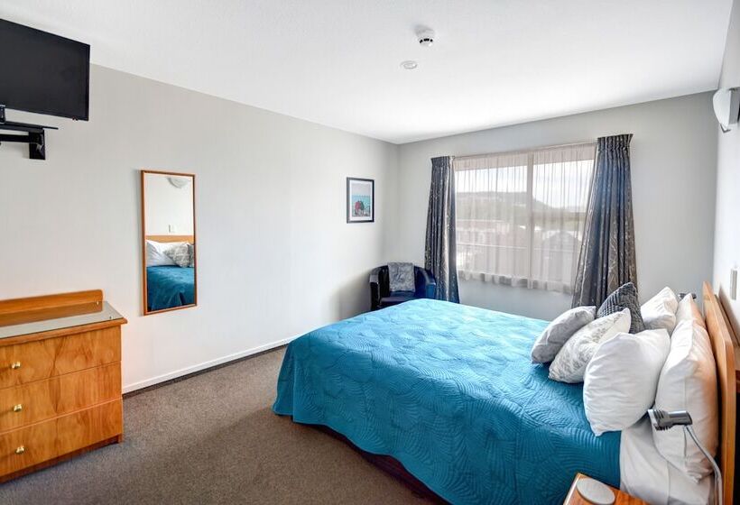 מוטל Alexis Motor Lodge