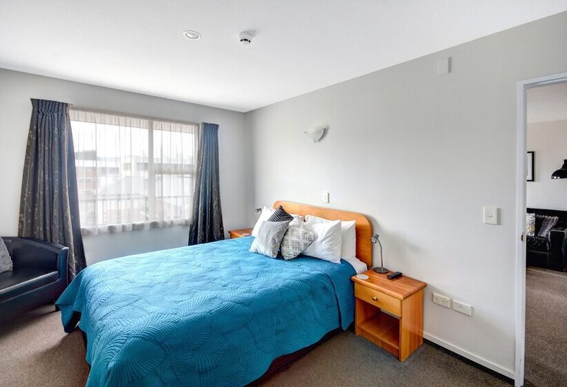 מוטל Alexis Motor Lodge