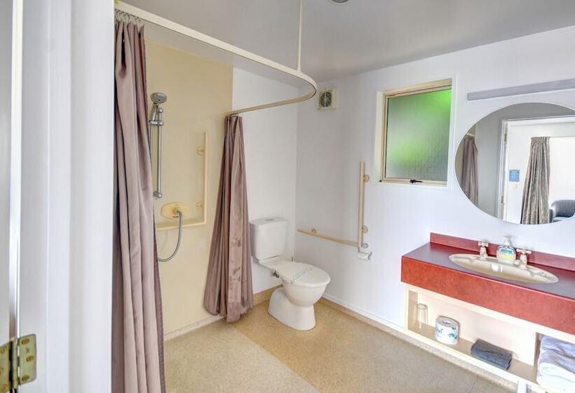 מוטל Alexis Motor Lodge