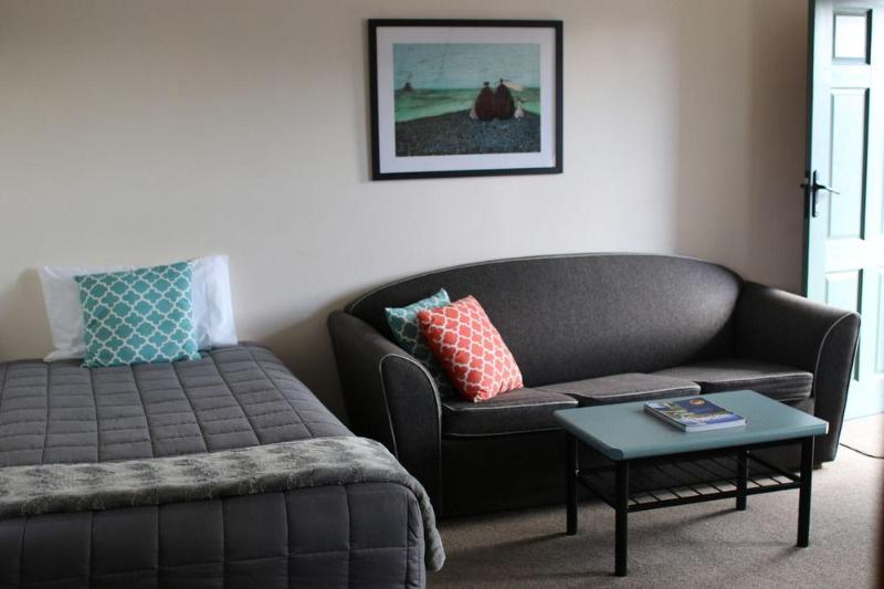 מוטל Alexis Motor Lodge