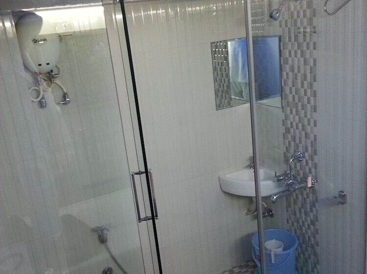 Пансион Nice Guest House