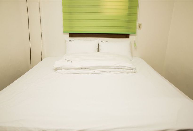 Pensione GoGo Guesthouse