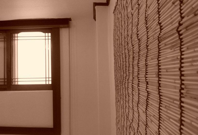 Pensione GoGo Guesthouse