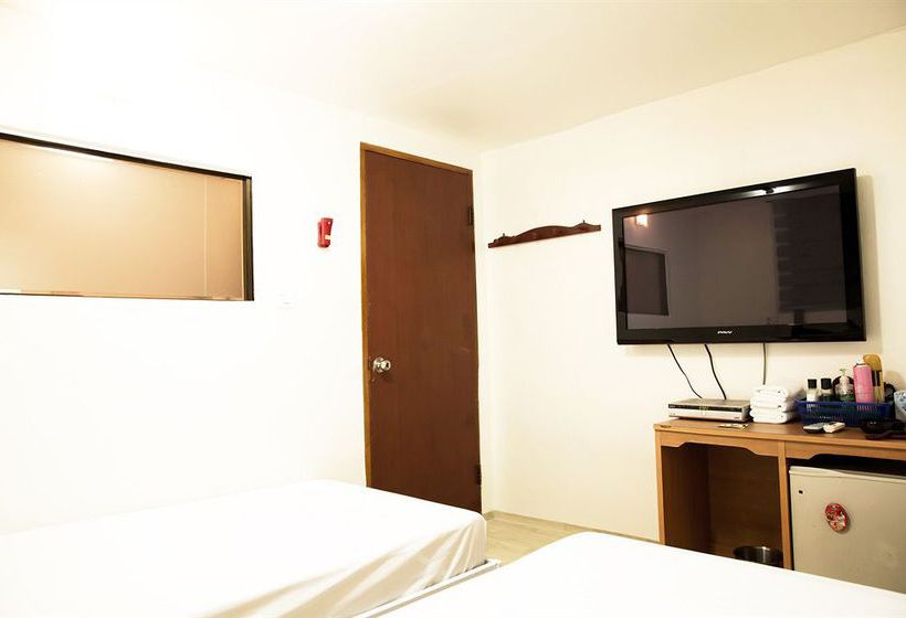 Pensione GoGo Guesthouse