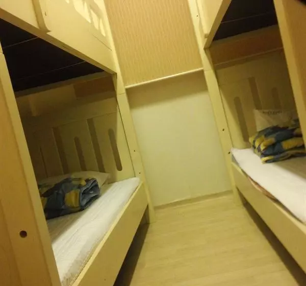 Pensione GoGo Guesthouse