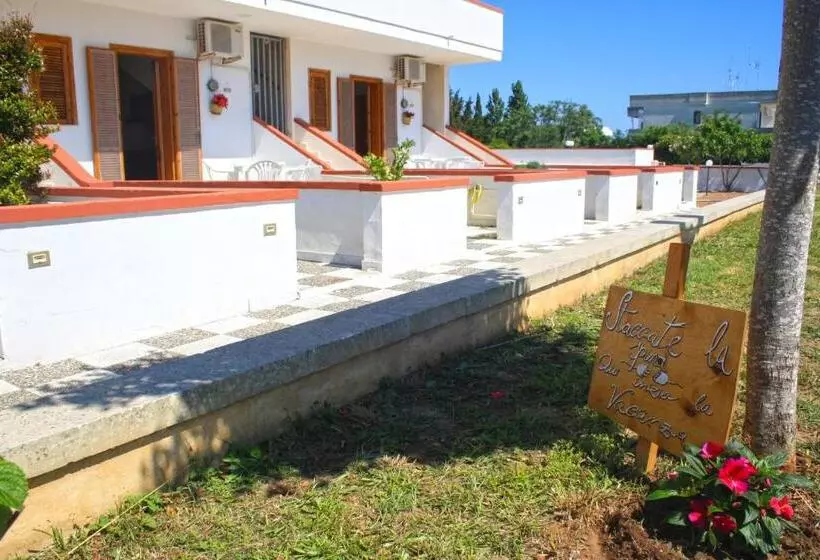 Residence Tre Palme   Localo