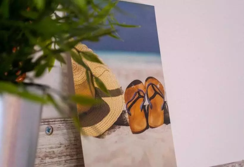 Residence Tre Palme   Localo