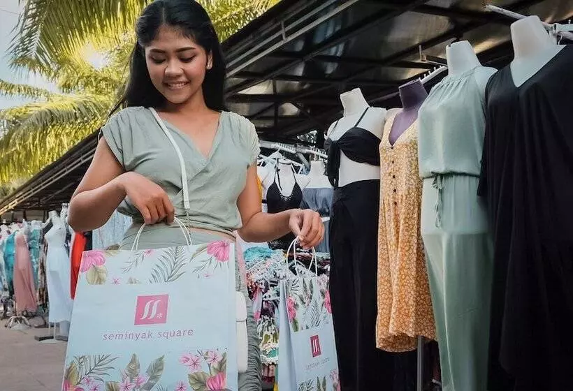 Seminyak Square Hotel And Villas