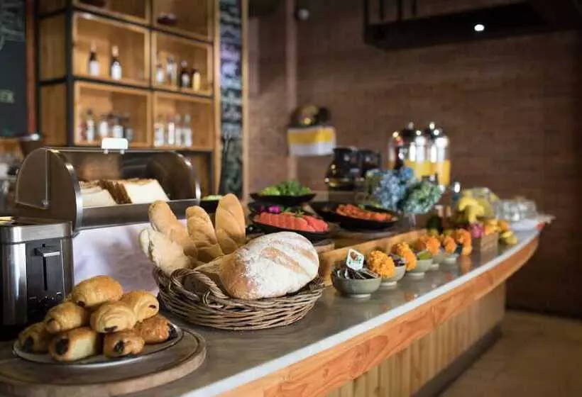 Seminyak Square Hotel And Villas