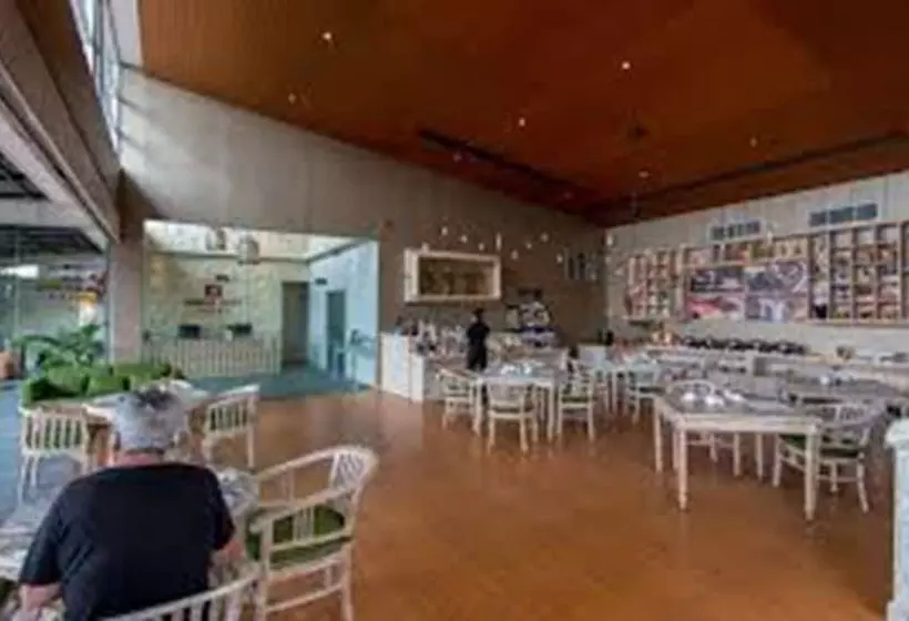 Seminyak Square Hotel And Villas