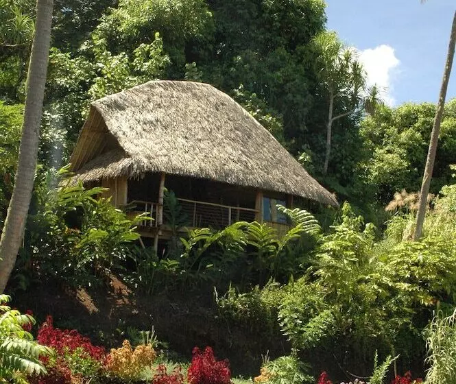 Vanira Lodge