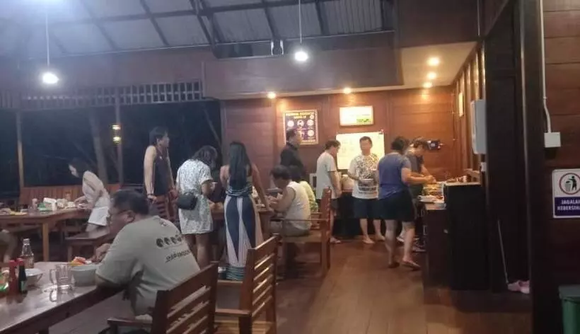 Majatalo Maratua Dive Center And Lodge