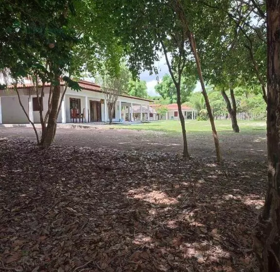 Retkeilymaja Pousada Lagoa Do Barreiro Azul