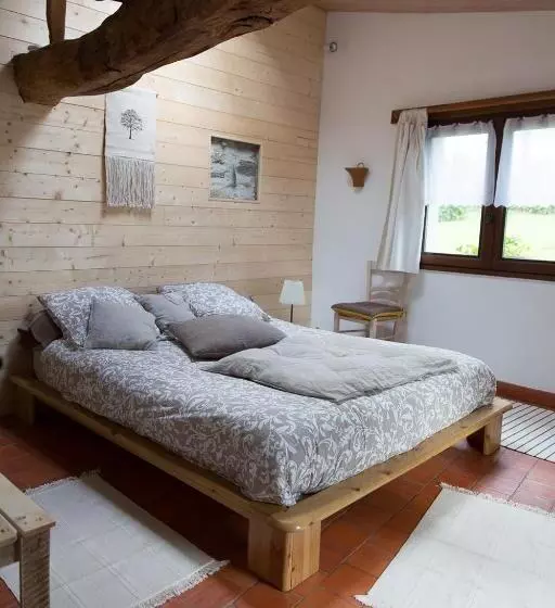 Aamiaismajoitus (B&B) L Instant Jardin