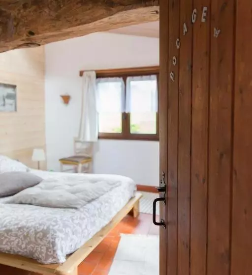 Aamiaismajoitus (B&B) L Instant Jardin