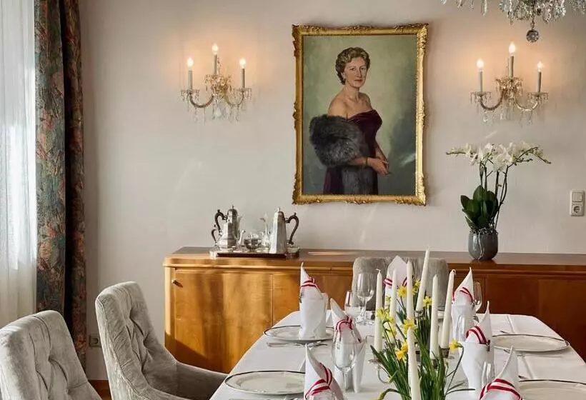 Aamiaismajoitus (B&B) Landhaus Zu Kürenberg