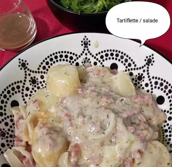 Hotelli Ibis Les Etangs Des Moines