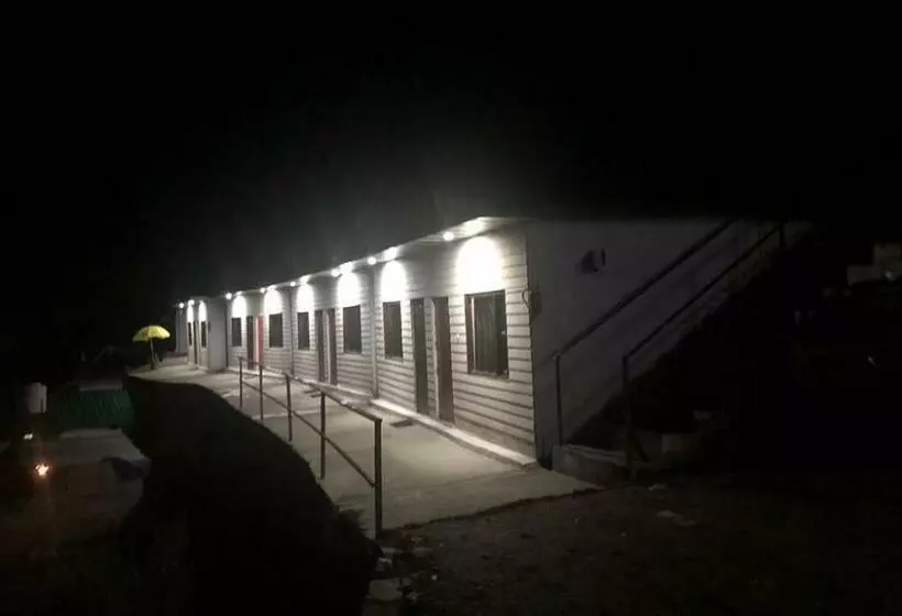 Hotelli Shivay Kingdom Eco Cottage And Huts